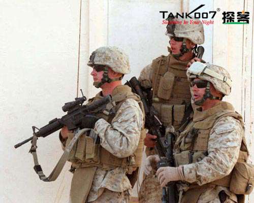 無(wú)處不在的中國(guó)制造——?jiǎng)e懷疑，美軍戰(zhàn)術(shù)手電也是中國(guó)制造的??！